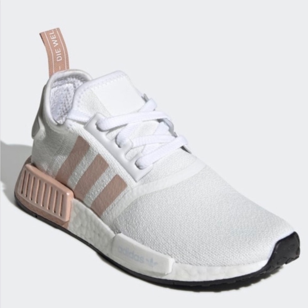 🆕ADIDAS NMD Runners